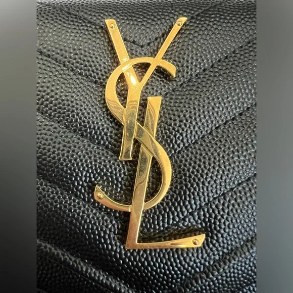 Black YSL cassandre envelope wallet on chain - Picture 8 of 13